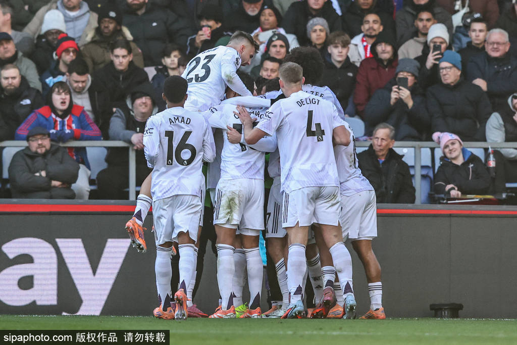 马克西14中5仅得12分！里弗斯：我们对他有些反应过度了