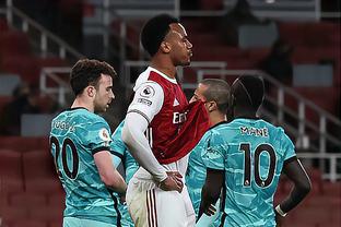 哈登：保罗被裁我也很困惑和震惊，但这不是我能控制的