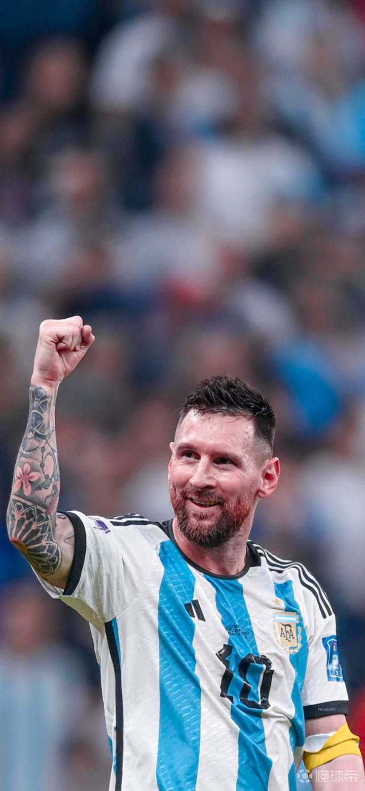 特殊癖好？埃基蒂克名字对称，职业生涯穿过11、22、33、44号